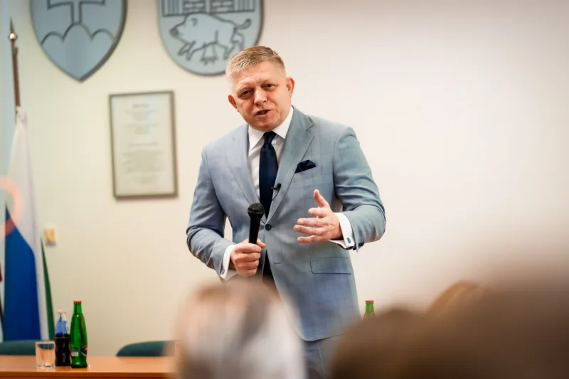 Robert fico