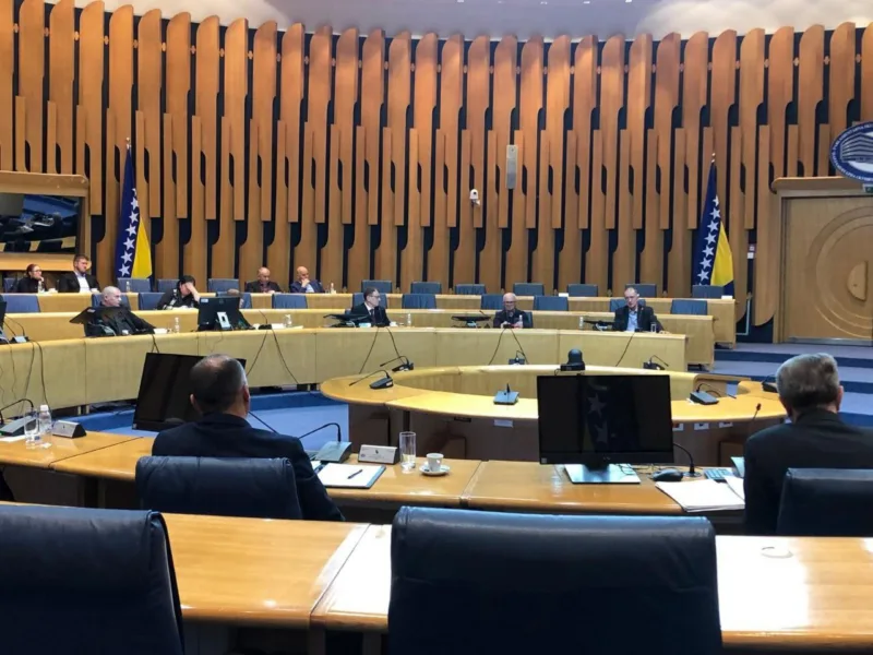 Komsija uio bih