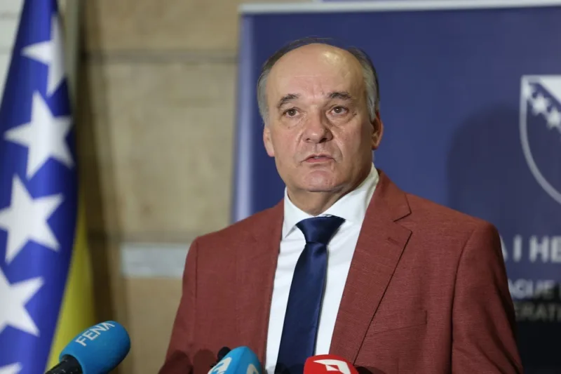 Izudin ahmetlic fena