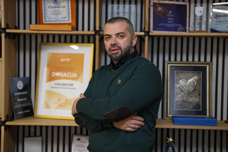 Elvir karalic pomozi ba
