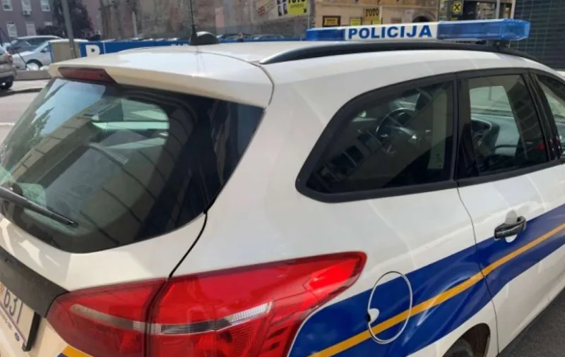 Policiaj hrv 45