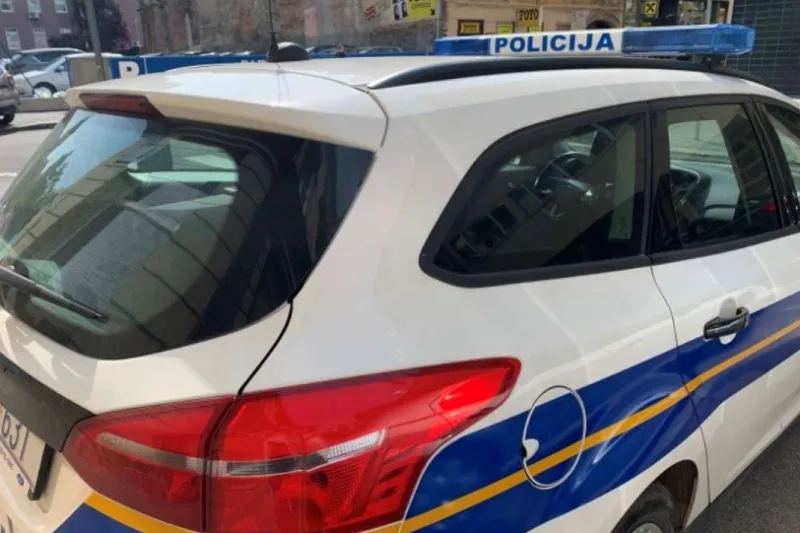 Policiaj hr 4