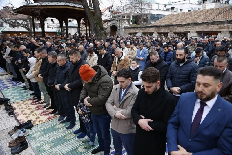 Bajram namaz fena 1