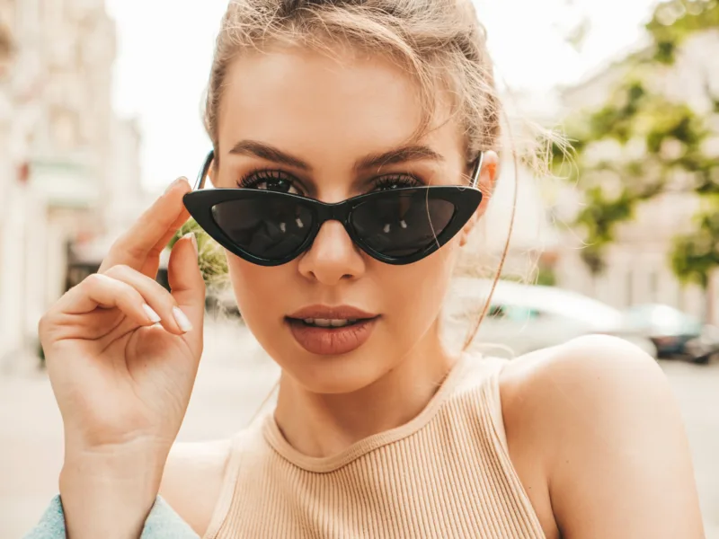 Suncane naocale freepik