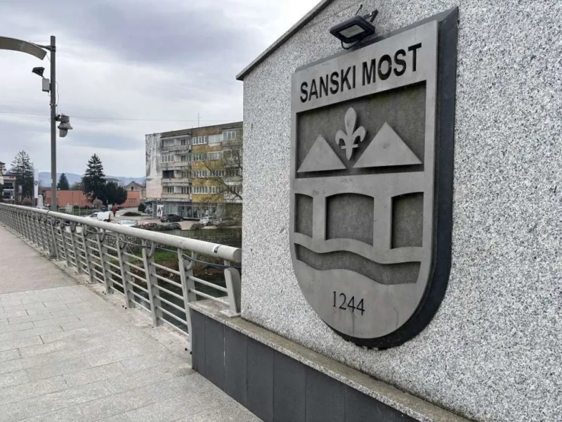 Sanski most33