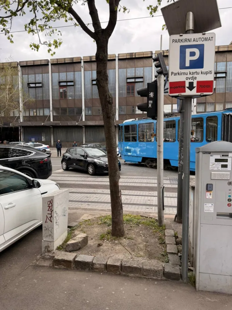 Tramvaj zg