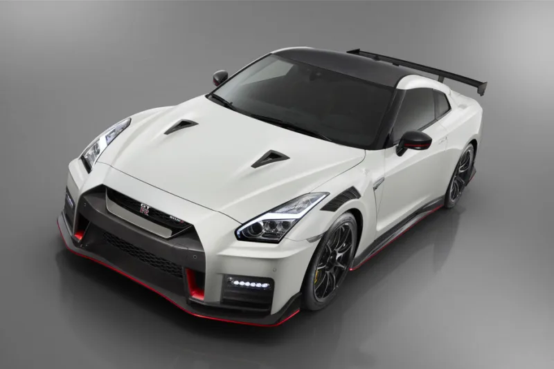 Nissan GT R