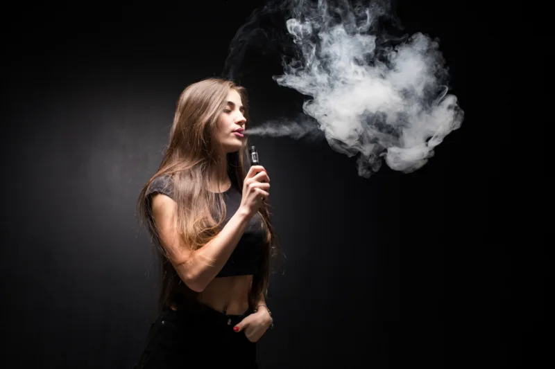 Elektricne cigarete freepik