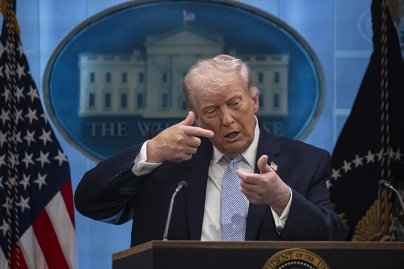 Trump aa