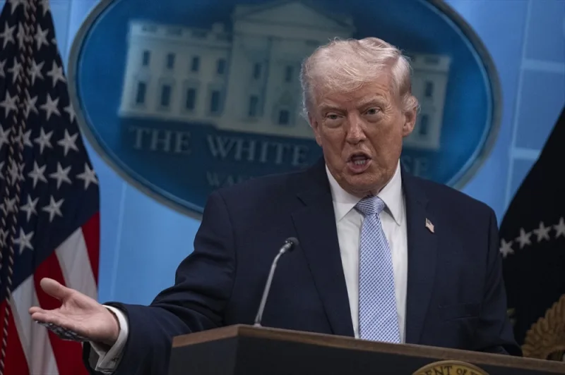 Trump aa