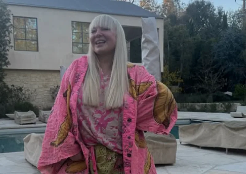 Sia