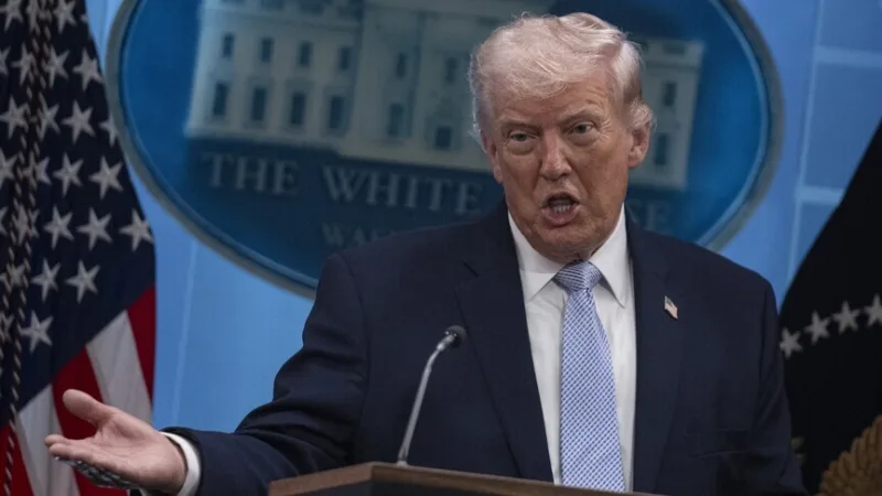 Trump aa