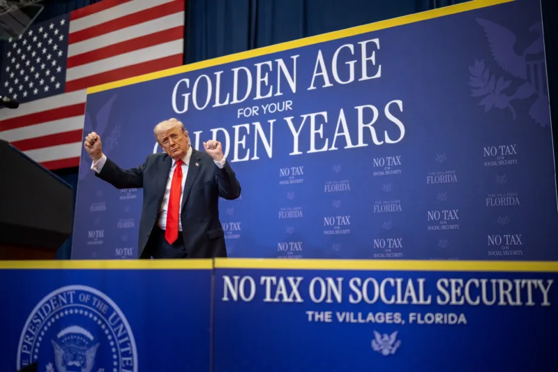 Trump ples bijela kuca