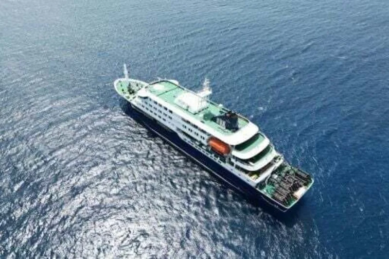 MV Hondius x