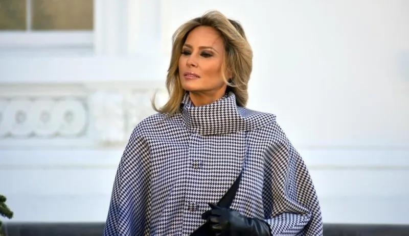 Melania trump aa