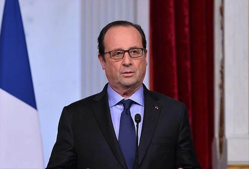 Francois Hollande aa
