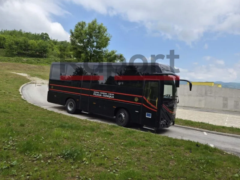 Bus sudska policija 1