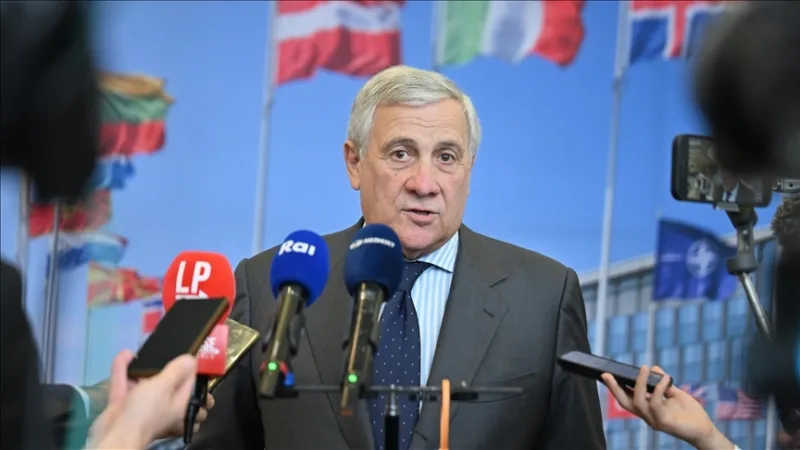 Tajani aa