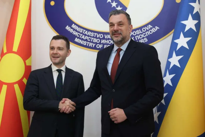 Dino i mucunski