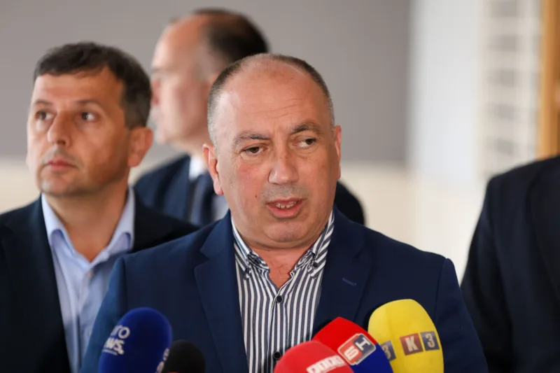 Vukanovic i crnadak b
