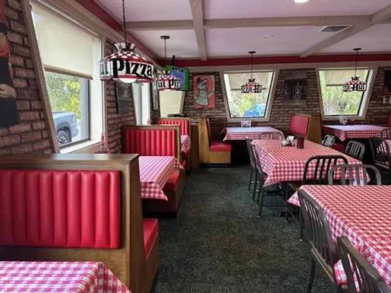 Pizza Hut