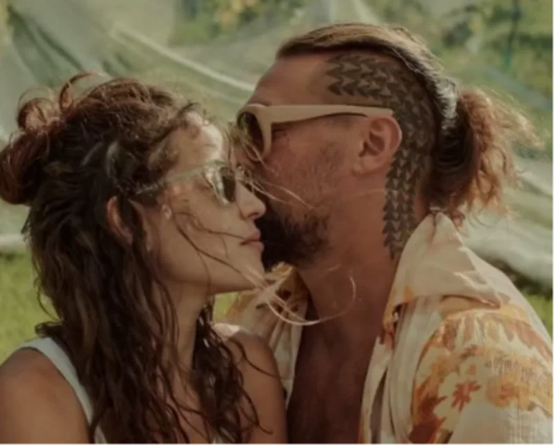 Adria Arjona jason momoa