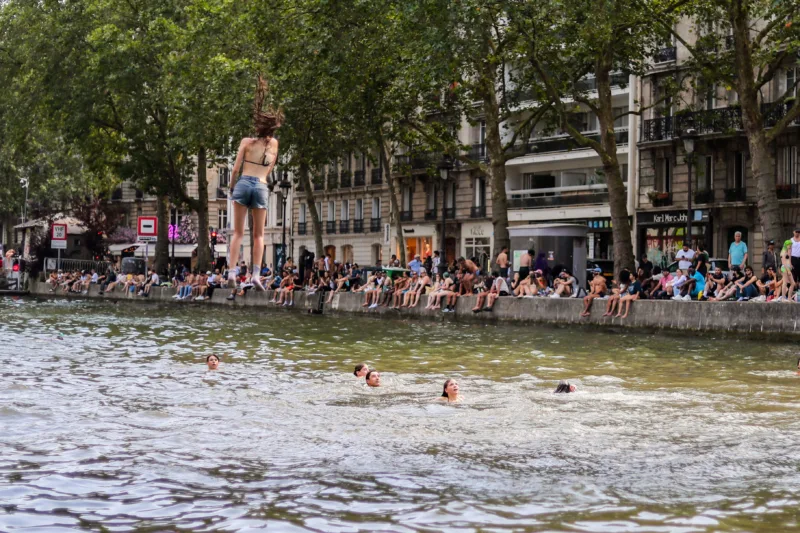 Kupanje u kanalu pariz