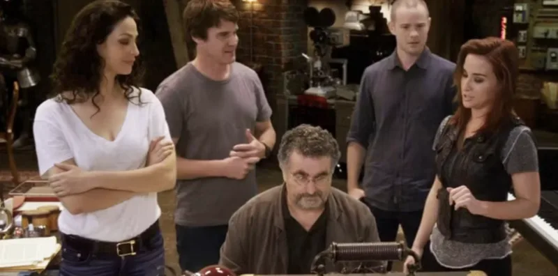 warehouse 13