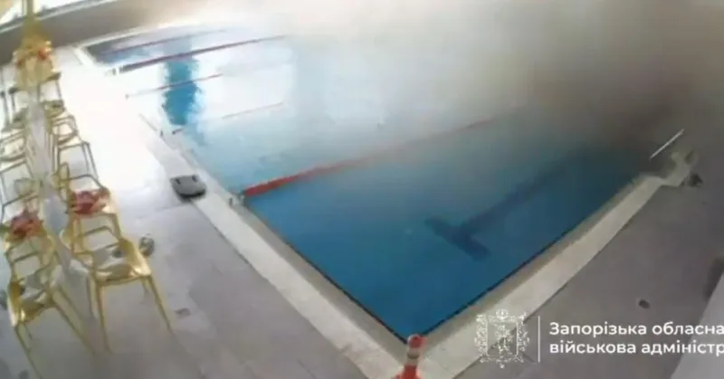 F 39193608 1280
