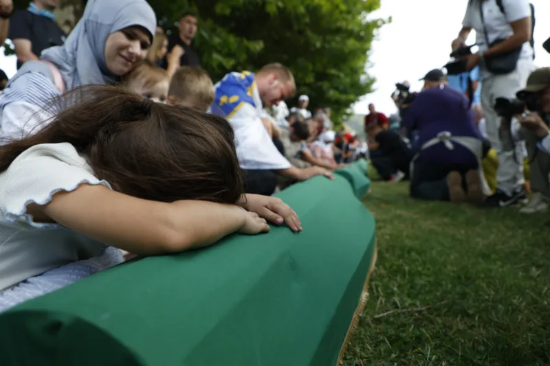 Srebrenica fena2