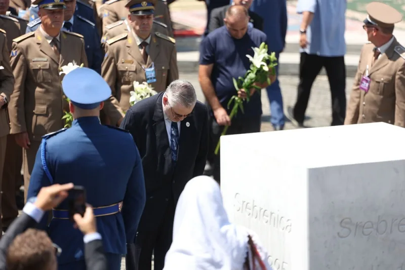 Delegacije cvijece srebrenica fena 7