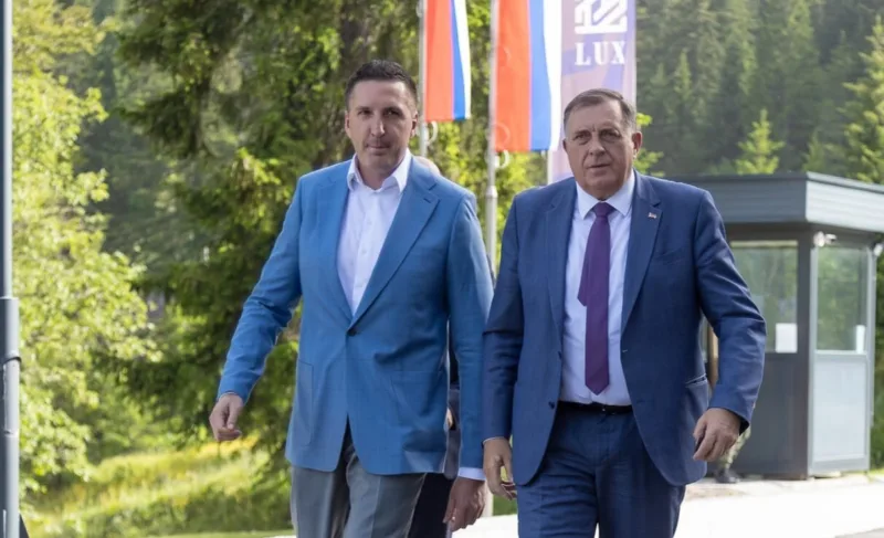 Dodik elek