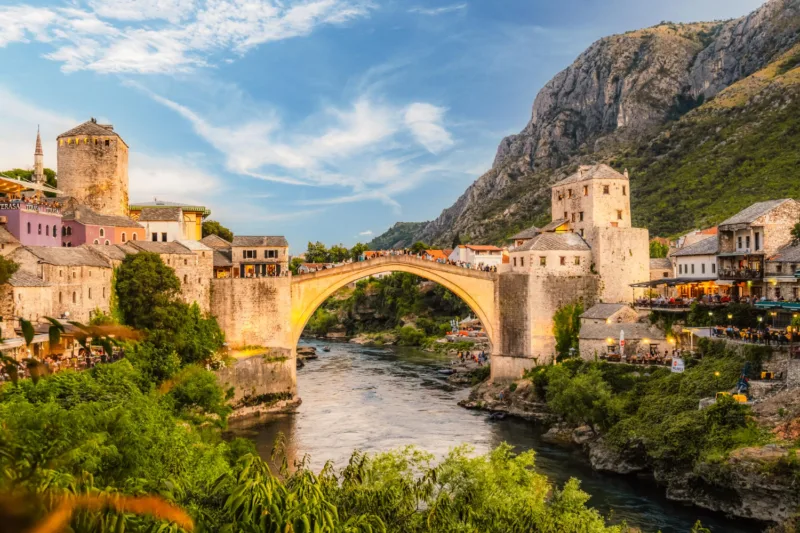 Mostar frreepik