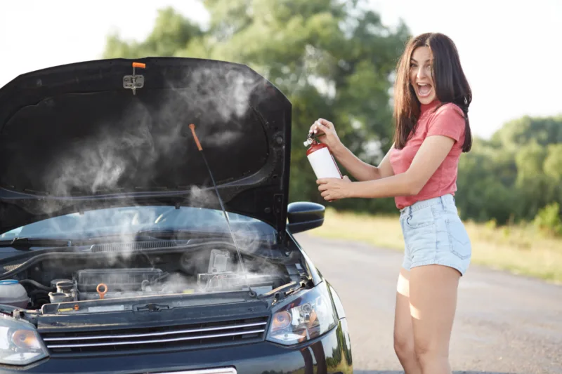 auto požar freepik