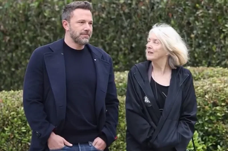 Ben affleck majka