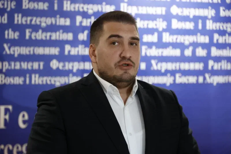 Haris zahiragic fena scaled