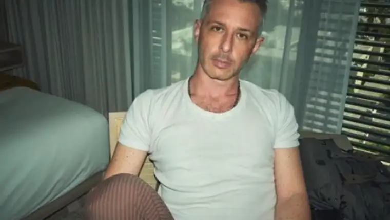 jeremy strong
