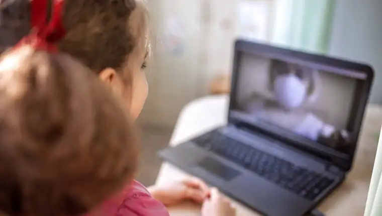 Online pedofilija