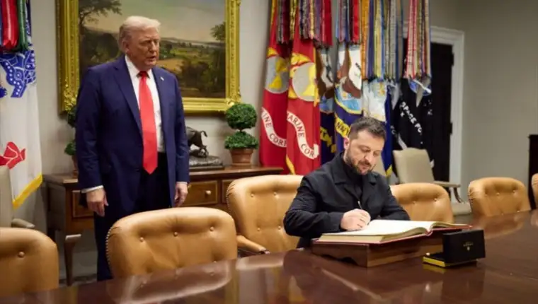 AA 20250819 38865211 38865209 UKRAJINSKI PREDSJEDNIK ZELENSKI SASTAO SE S AMERICKIM PREDSJEDNIKOM TRUMPOM U WASHINGTONU