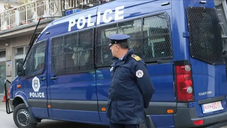 Kosovo policija