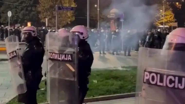 Beograd protesti haos