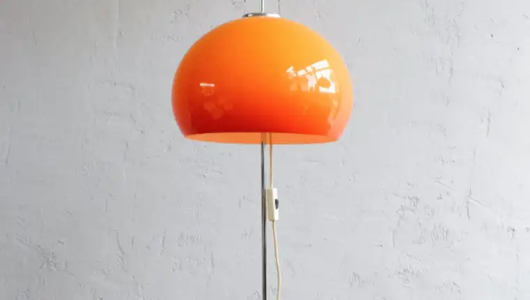 Meblo Guzzini lampa