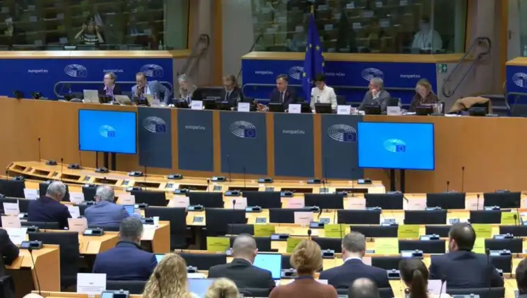 Eu