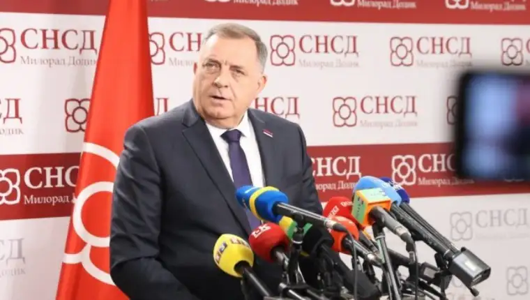 Dodik press ustavni