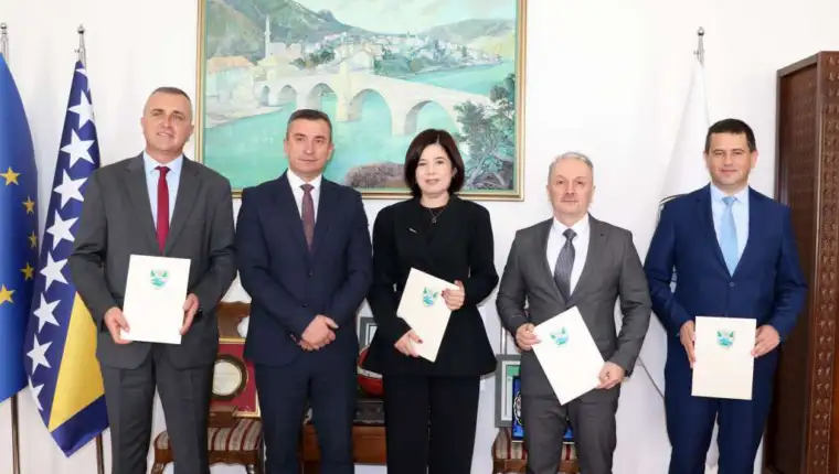 Vlada hnk konjic