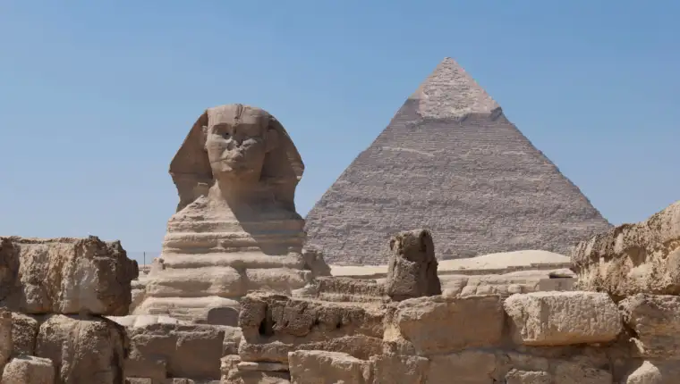 Sphinx pyramid khafre against blue sky
