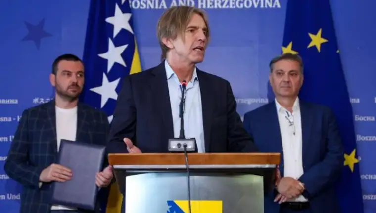 Kojovic magazinovic zvizdic