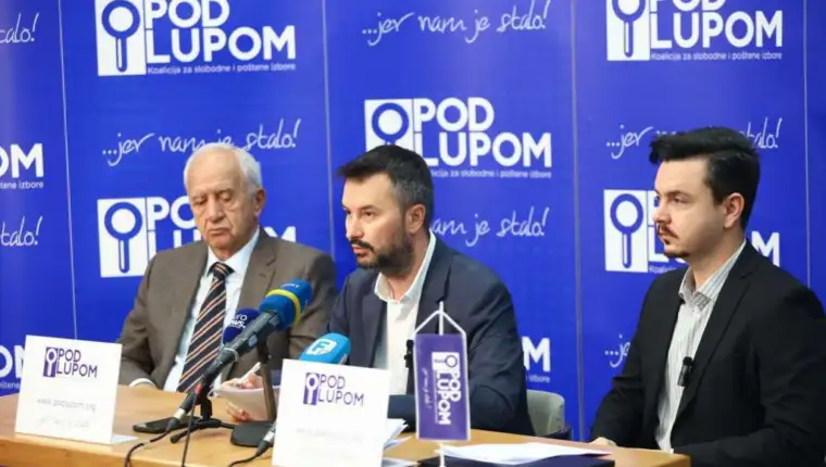 Pod lupom