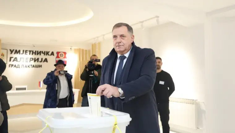 Milorad dodik glasa