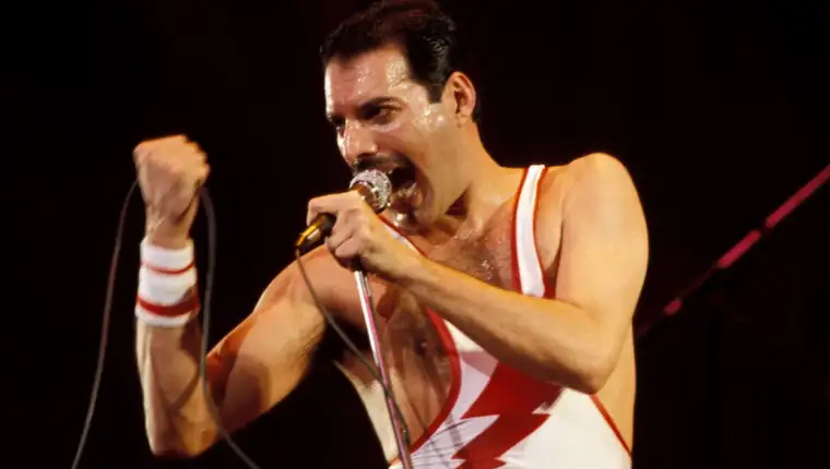 Freddie Mercury3